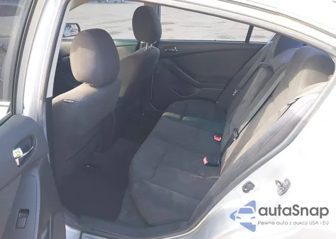 2010 Nissan Altima 2.5 S z USA, uszkodzony, nr VIN 1N4AL2AP0AN451877